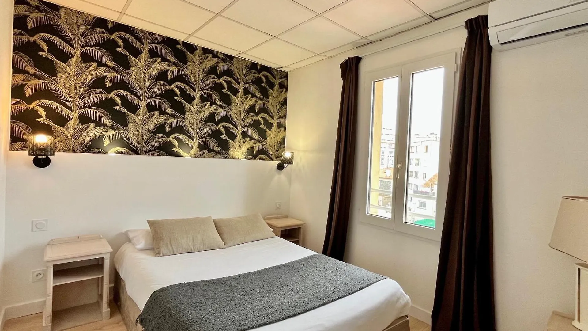 Hotel De Flore Saint-Raphaël