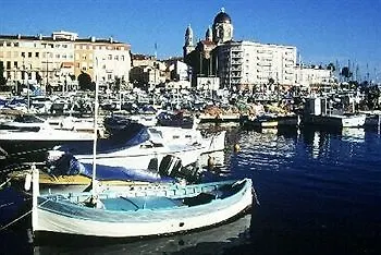 Hotel De Flore Saint-Raphaël